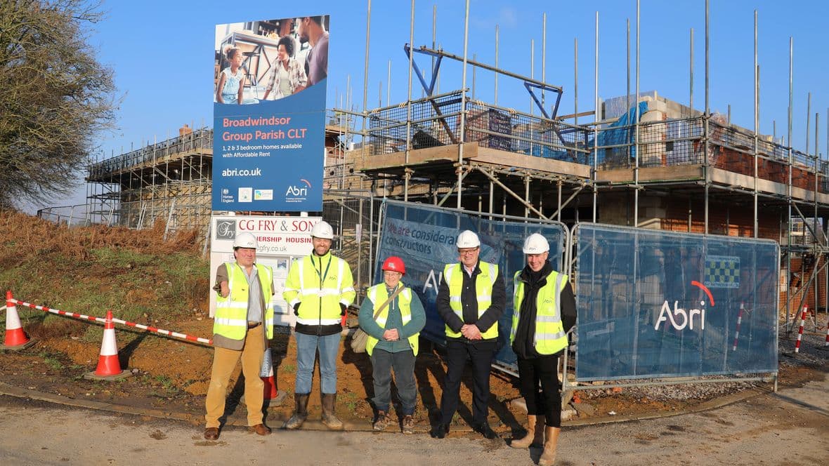 Broadwindsor CLT front